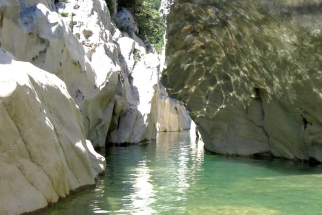 Apartament Pont De Valenti Mountain Retreat Girona Zewnętrze zdjęcie